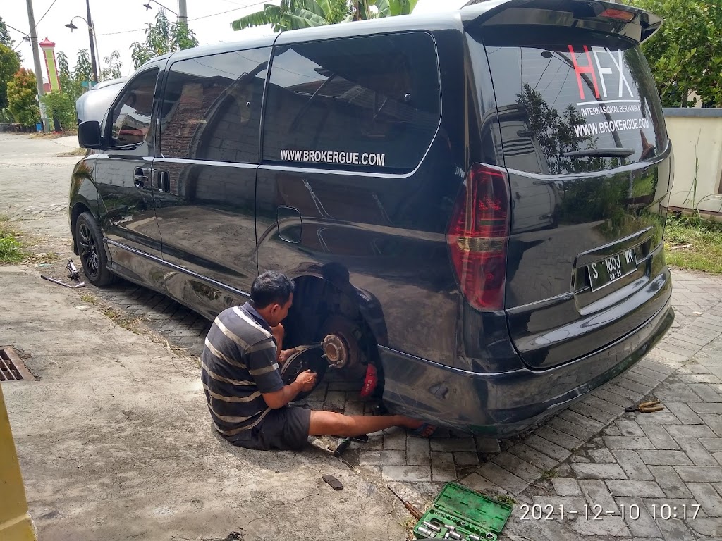 Bengkel mobil Pangat