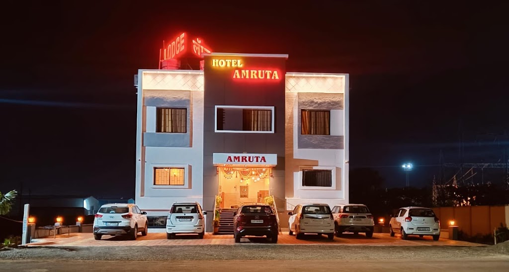 Hotel Amruta Executive And Lodge