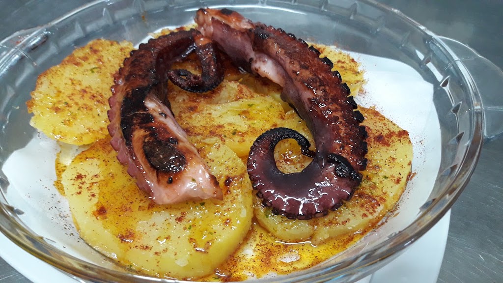 Restaurante Campo de Tiro — Comida y bebida