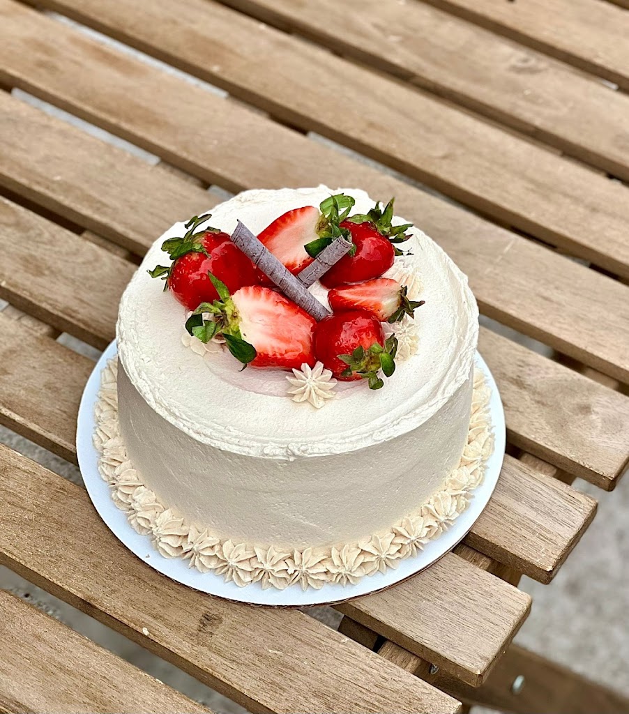 Strawberry cake