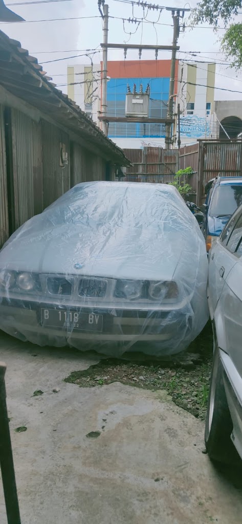 J garage 78