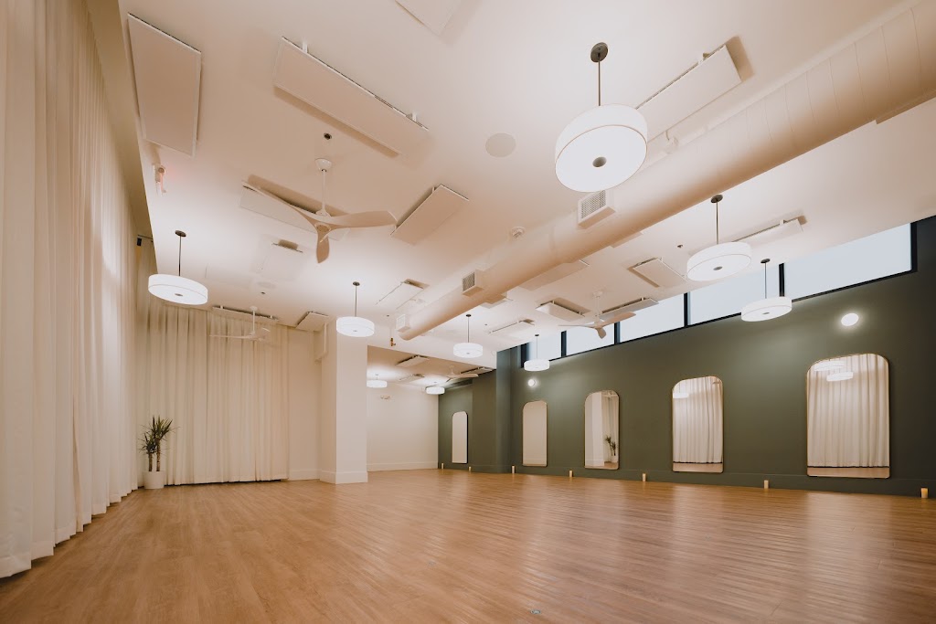  Highland Yoga - Music Row