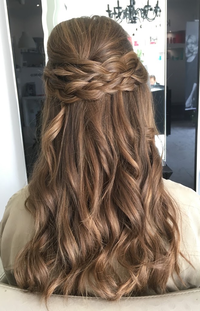 Antonella Loppi. Peluqueria en Collado Villalba. Recogidos de Novia y maquillaje profesional, bodas — Peinado