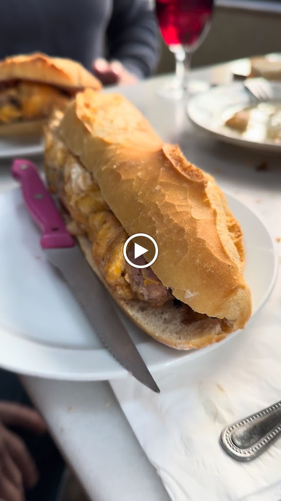 BAR LAS PLANAS. — Videos