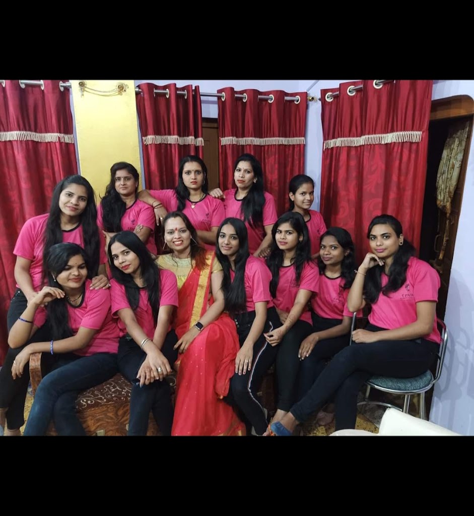 Pari Beauty Parlour