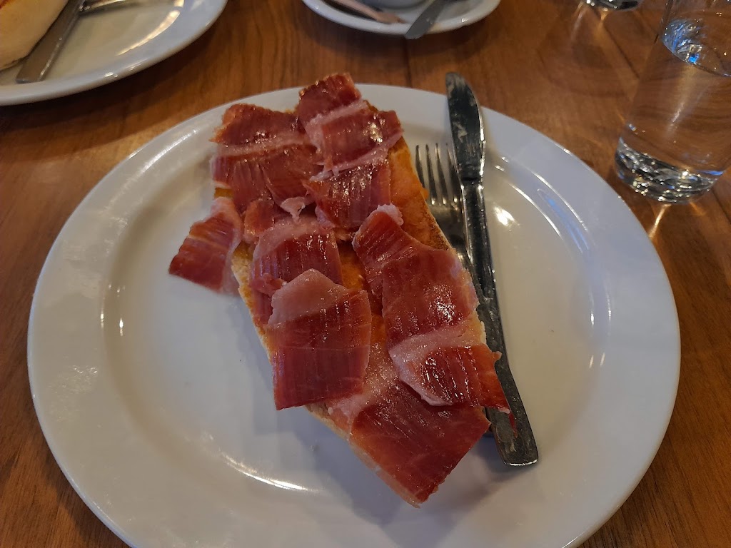 Restaurante Salon Romero — Prosciutto