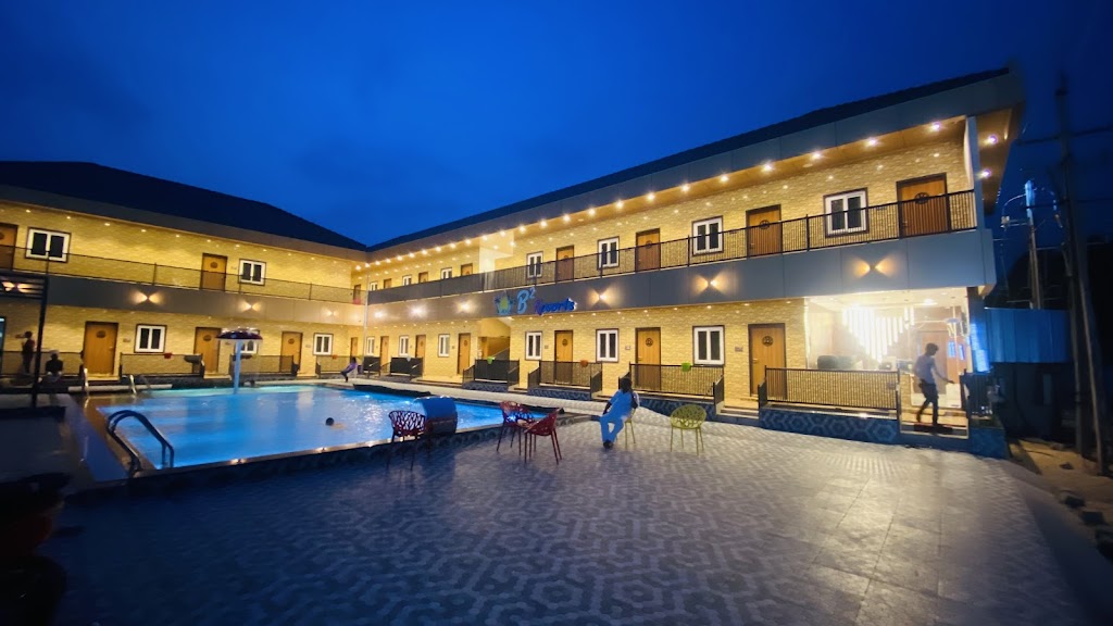 B2 Resorts