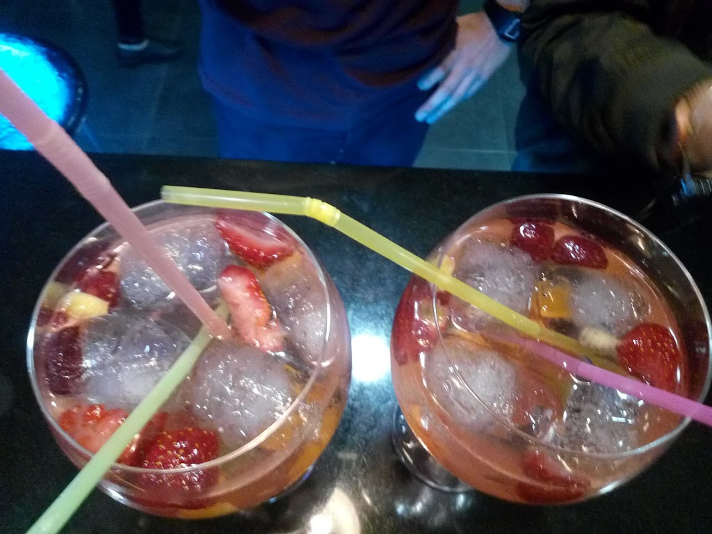 Taperia Bar La Taverna de Reus — Sangria