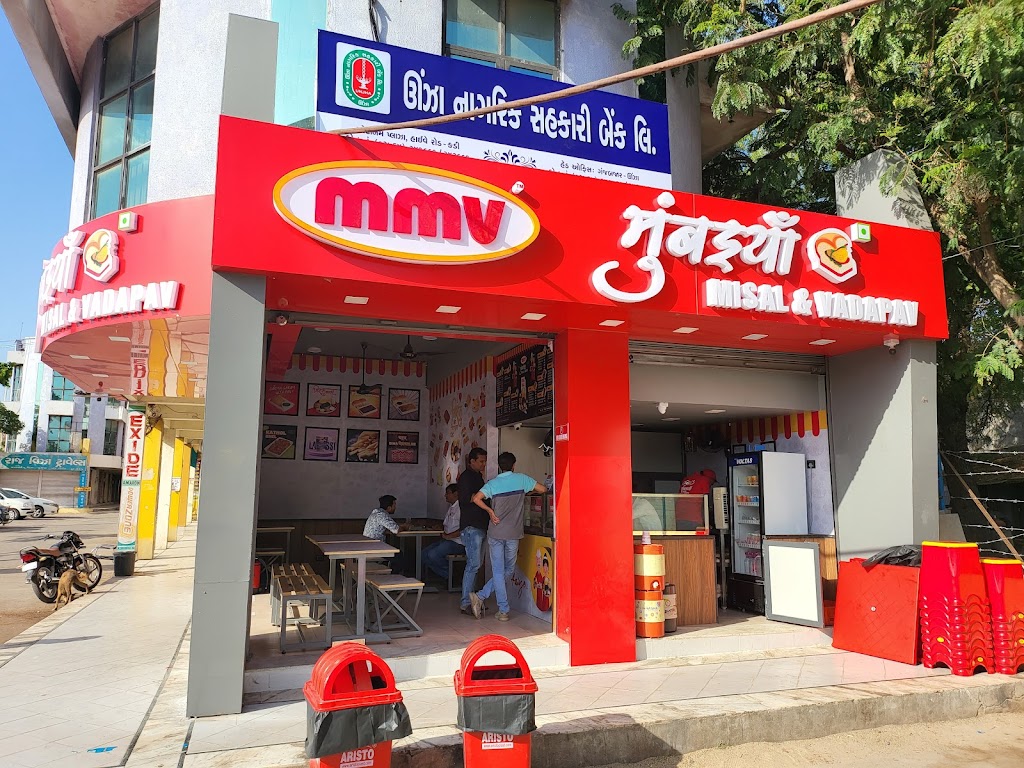 Mmv Mumbaiya Misal And Vadapav Kadi