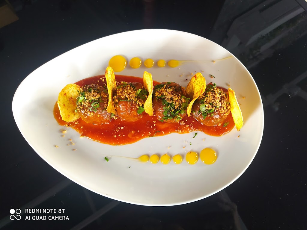 Cafeteria Restaurante La Namera — Comida y bebida