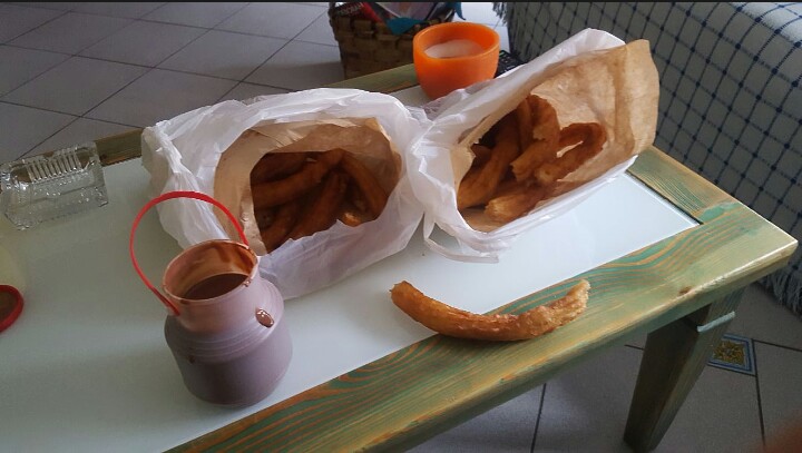 Churreria Capital — Comida y bebida