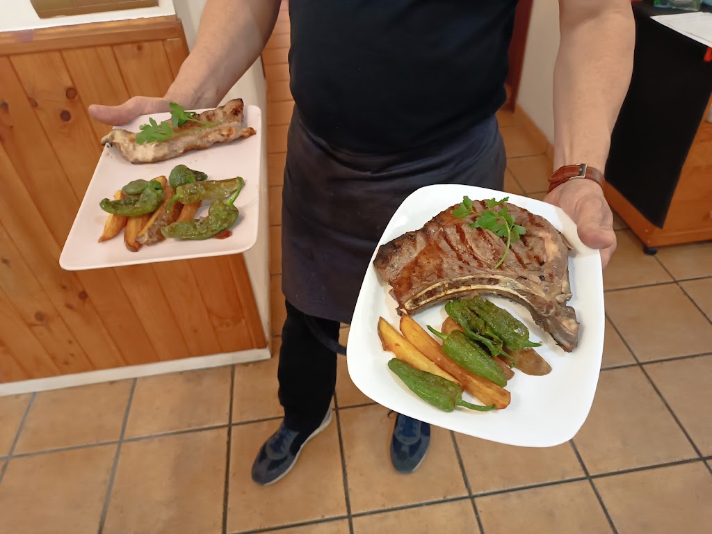 Bua Chaval — Comida y bebida