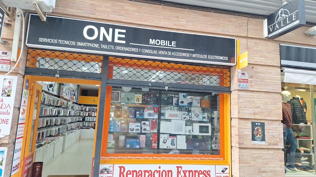 ONE MOBILE — Exterior