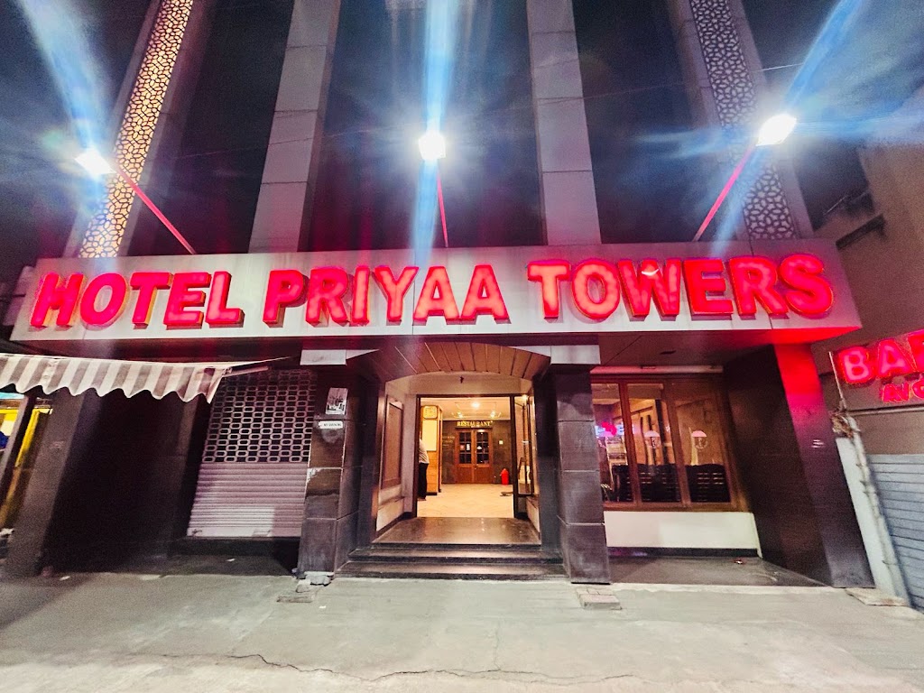 Hotel Priyaa Towers
