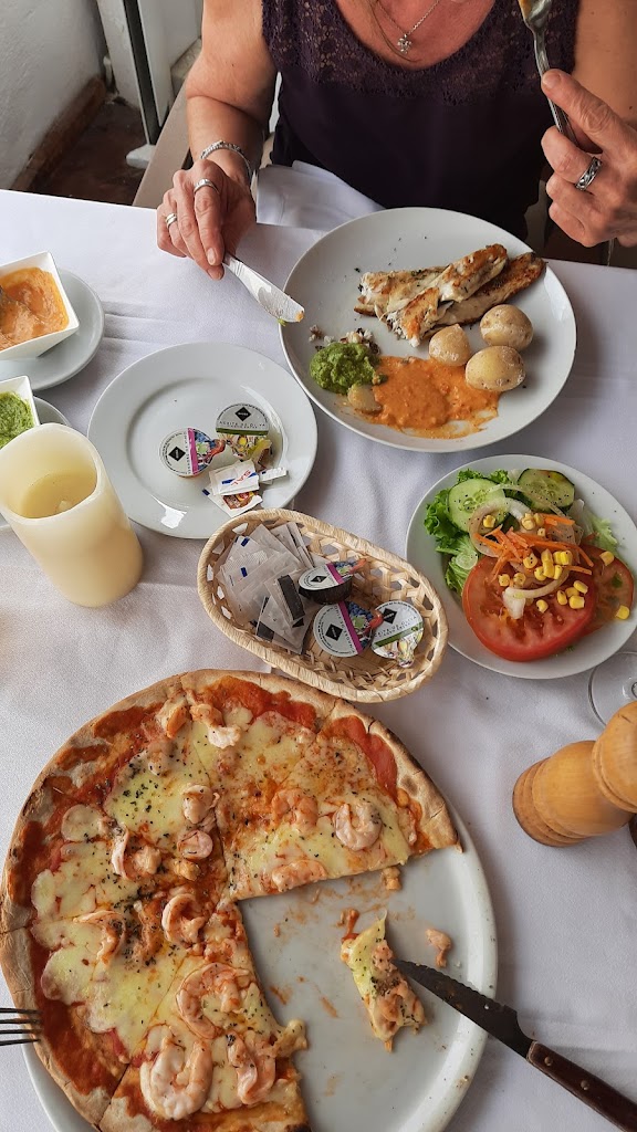 Torviscas Pool Bar / Restaurant