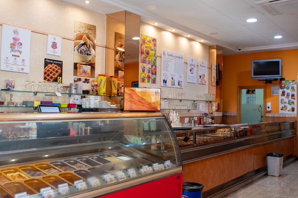 Heladeria Horchateria El Buen Gusto Vilero — Ambiente