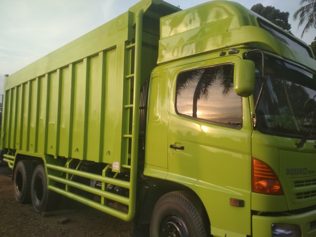 EDDY BENGKEL MOBIL LAHAT