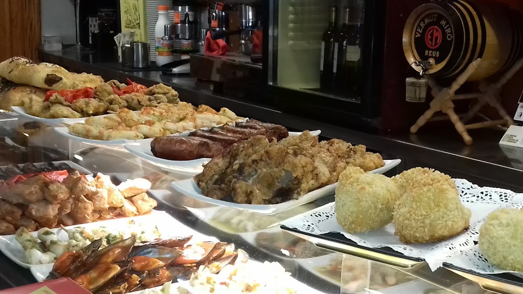 BAR AMSTERDAM — Tapa