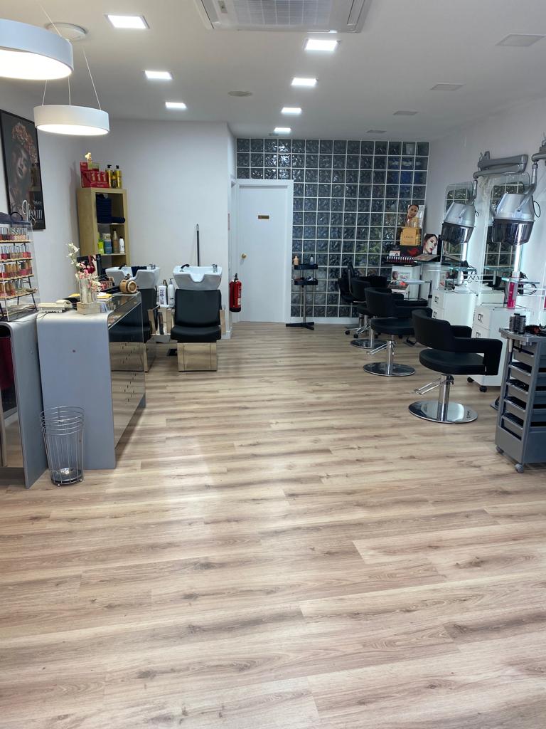 Peluqueria Yoneda — Del propietario