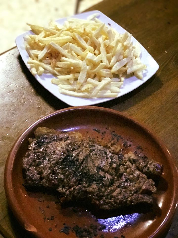 Cafeteria Granada — Comida y bebida