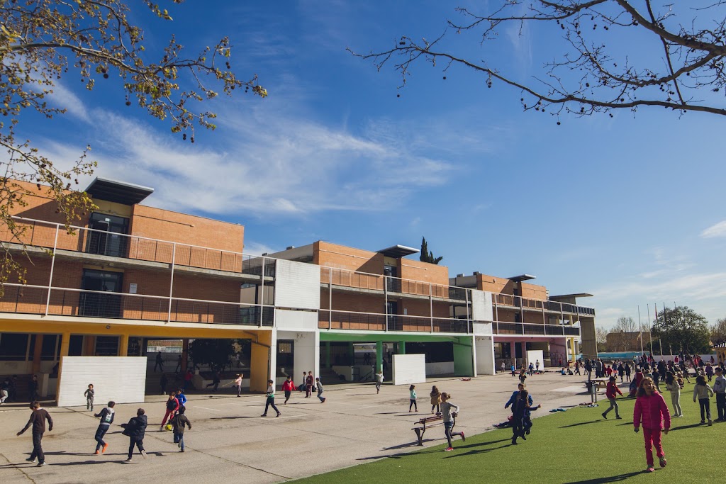 Lycee Francais International Moliere — Edificio