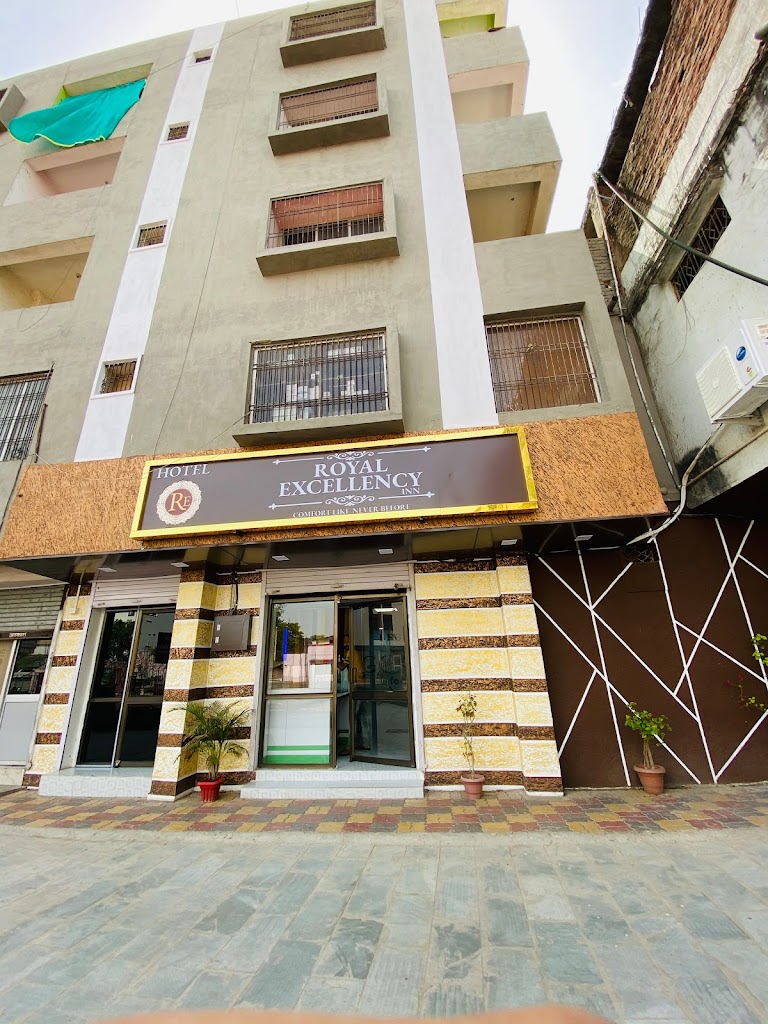 Hotel Royal Excellency Inn