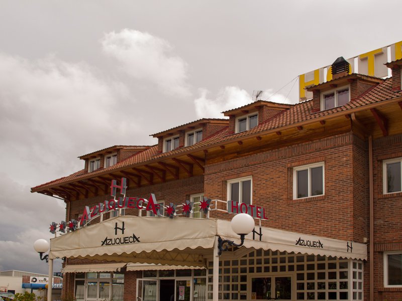 Hotel Azuqueca — Exterior