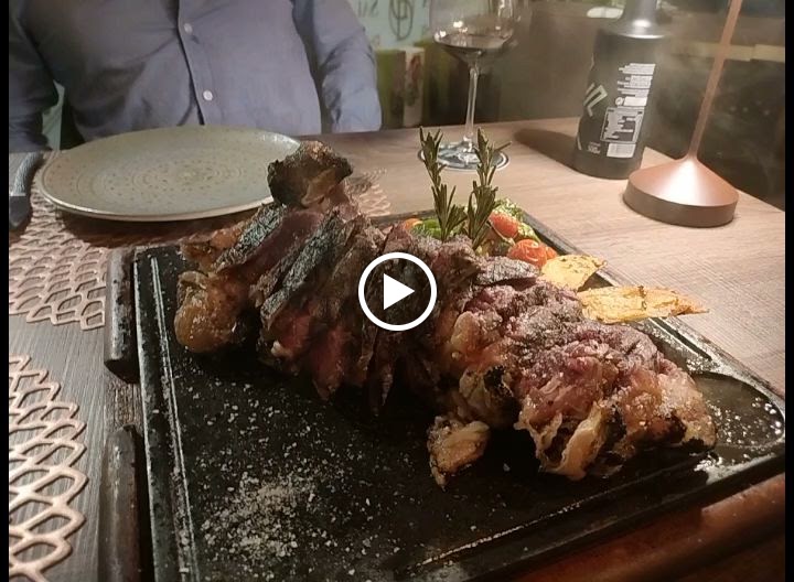 Restaurante D'Davinia Martinez - Ateneo Cultural Casino Orcelitano — Videos