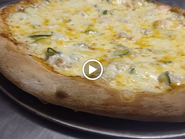 Pizzeria Artesanal Rustica S.L.L — Videos