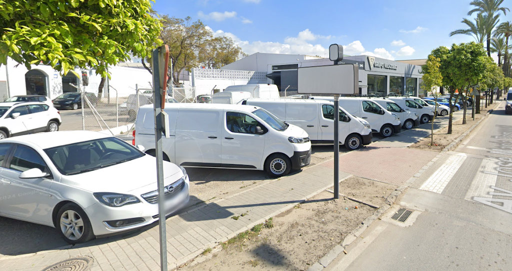 Grupo Velazquez — Hatchback