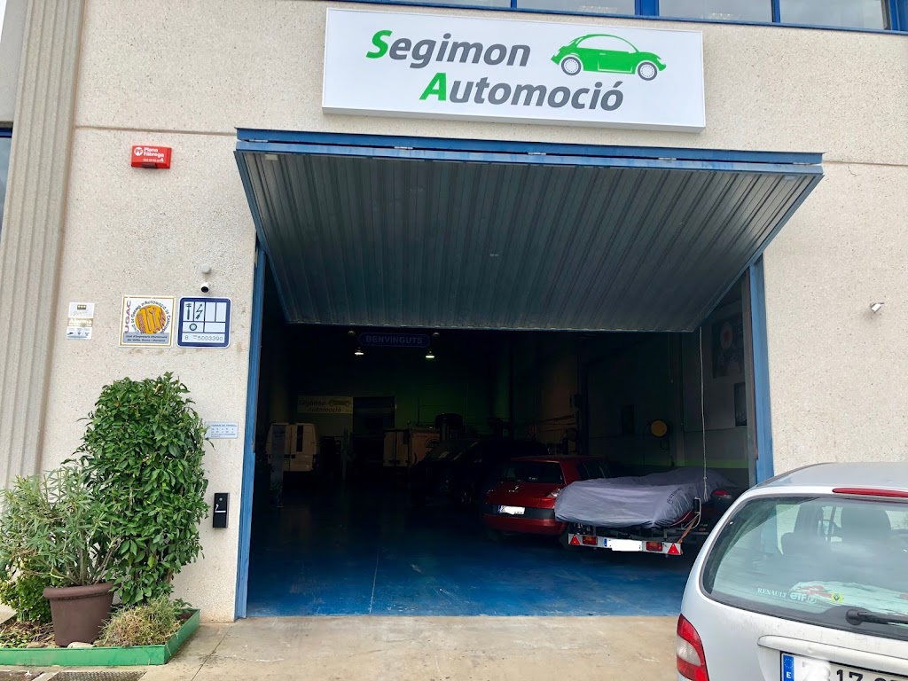Segimon Automocio | Taller de Coches y Motos Especializado — Exterior