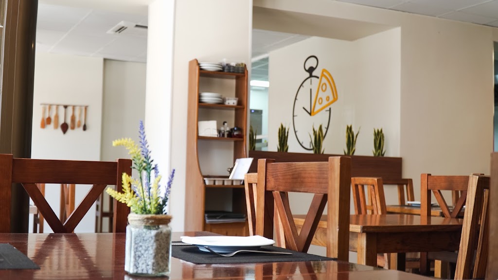 Restaurante & Pizzeria Colmenar Viejo- Horas Extras — Ambiente