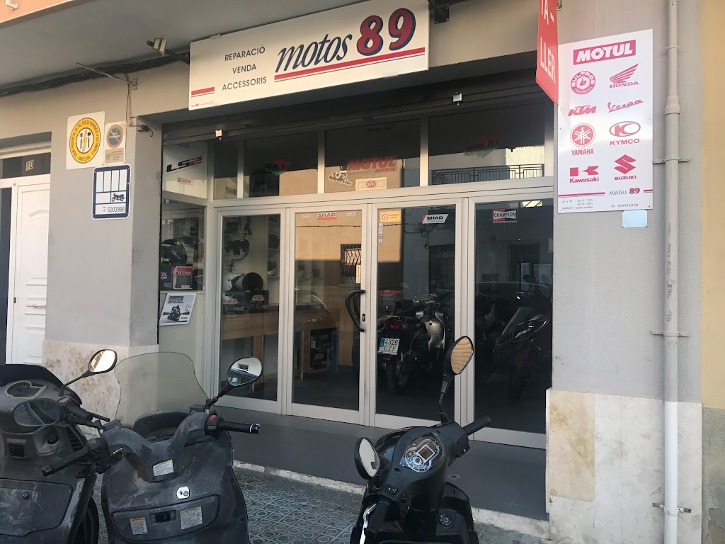 Motos 89 — Exterior