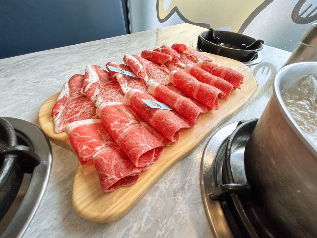 養鍋YangGuo石頭涮涮鍋 金門金城店 的照片