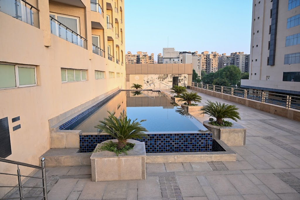 Alivaa Hotel Gurugram Sohna Road City Center