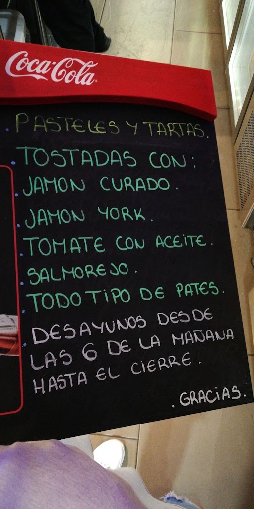Cafeteria Bar Moreno — Carta