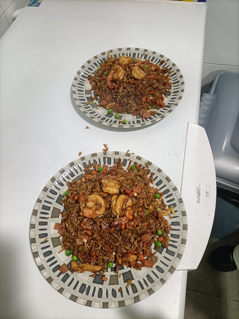 Bar Restaurante Sant Jordi — Comida y bebida