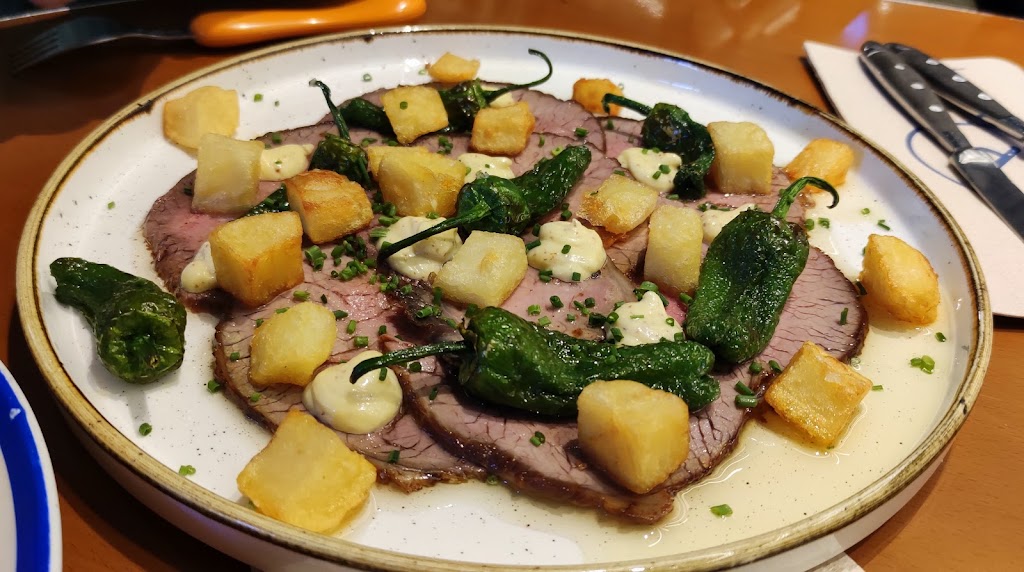 Can Pericus — Comida y bebida