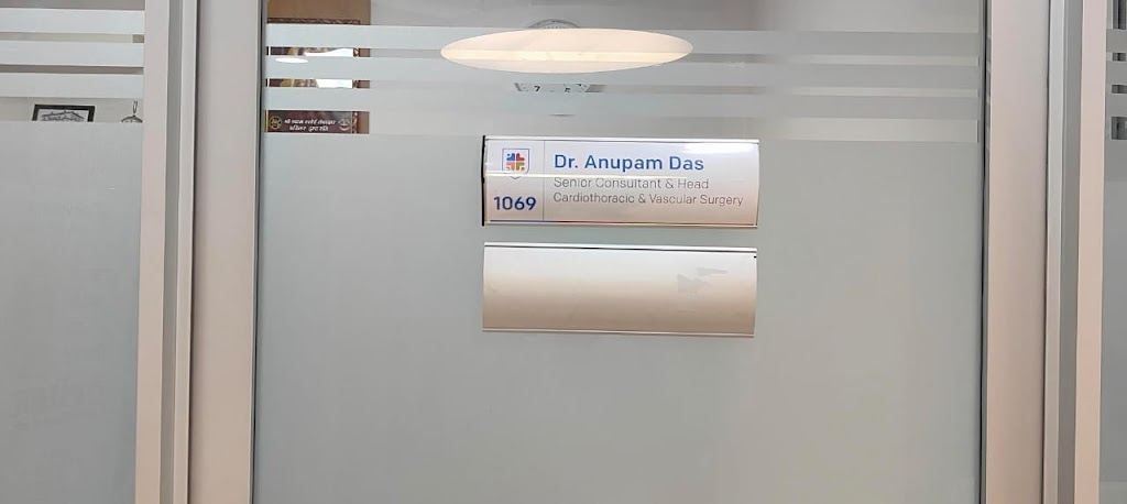 Dr. Dr Anupam Das Senior Consultant Cardiothoracic Vascular Surgery Adult Pediatric Cardiovascular Surgeon