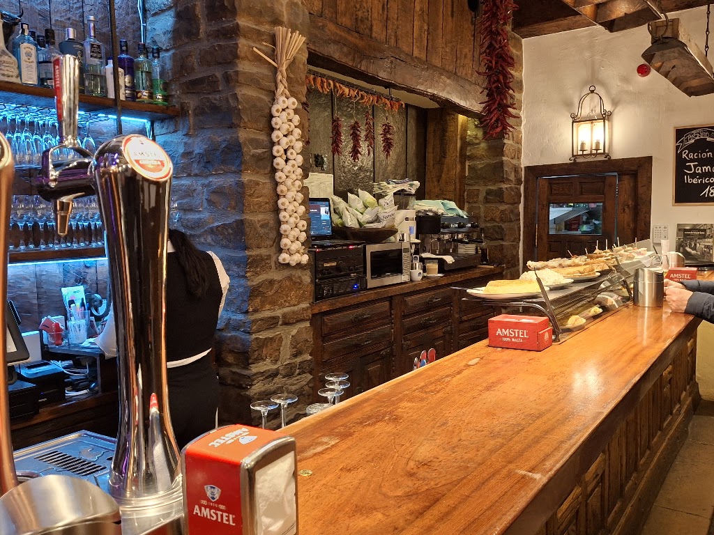 Meson Pirineo — Ambiente