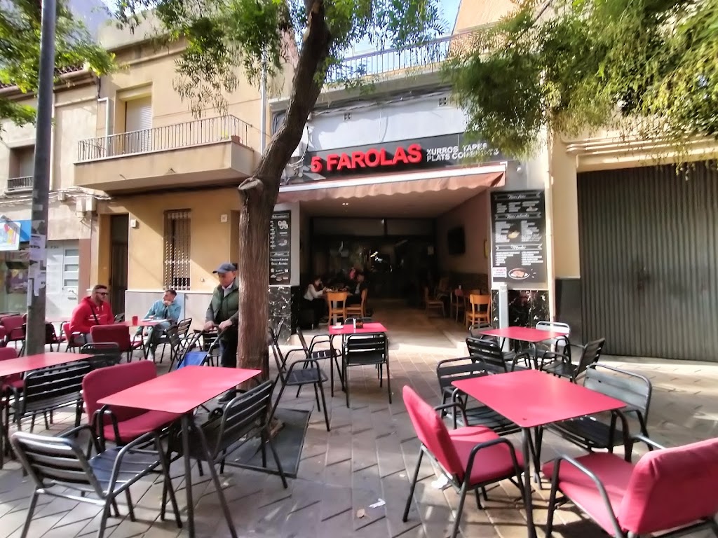 Bar 5 Farolas — Ambiente