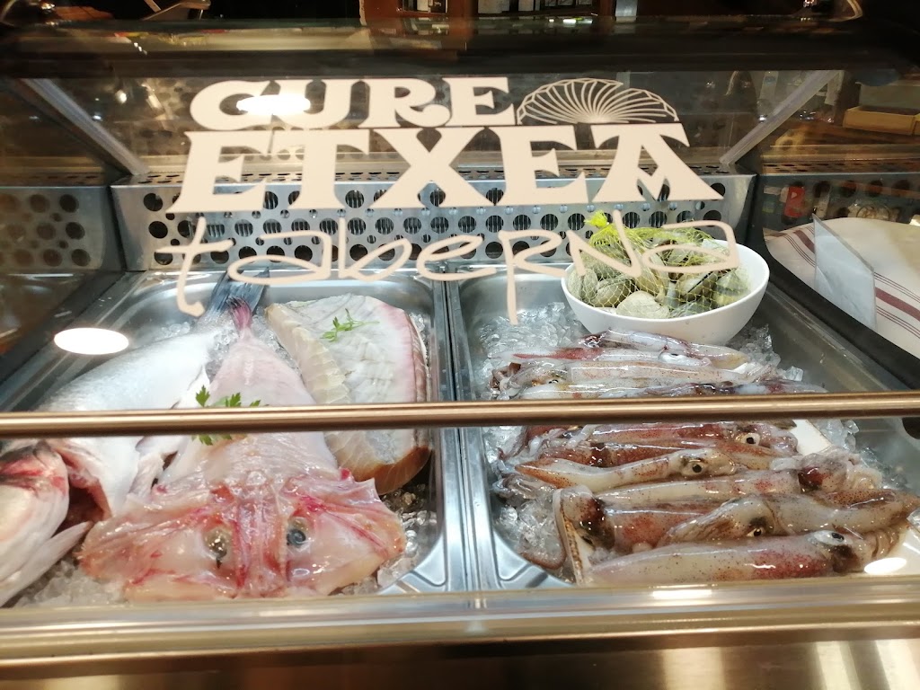 GURE ETXEA JATETXEA eta TABERNA — Ambiente