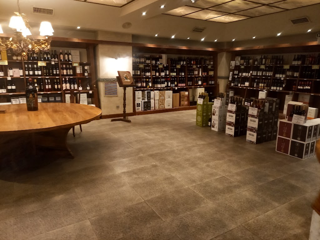 La Vinoteca La Plaza Del Vino — Vino