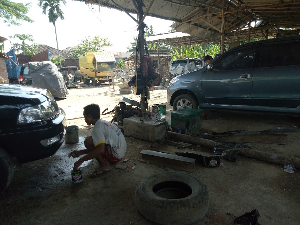Bengkel Sumber Rezeki Efendi Reparasi Body Mobil Jambi