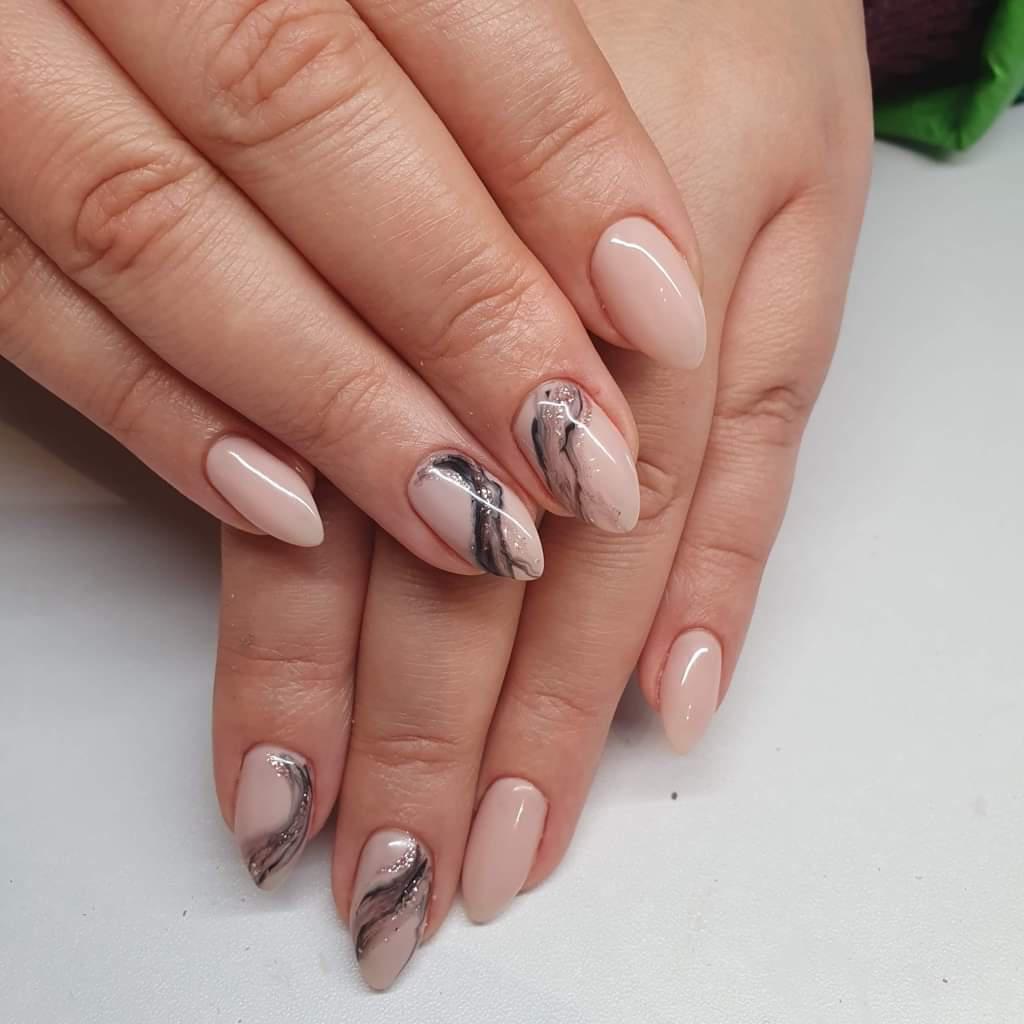 Bee Nails - Estudio de Unas
