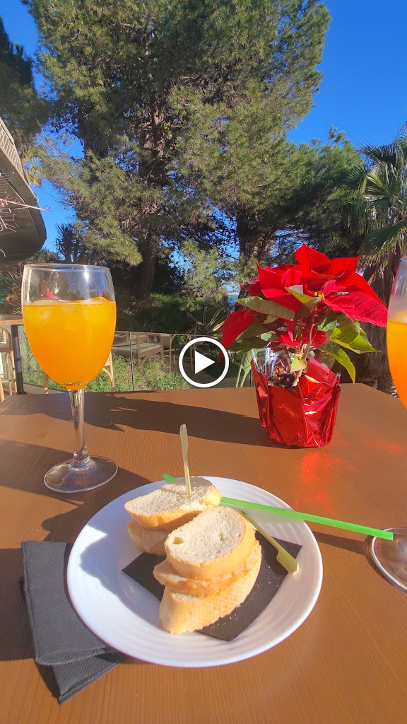 Atolon Beach Club — Videos