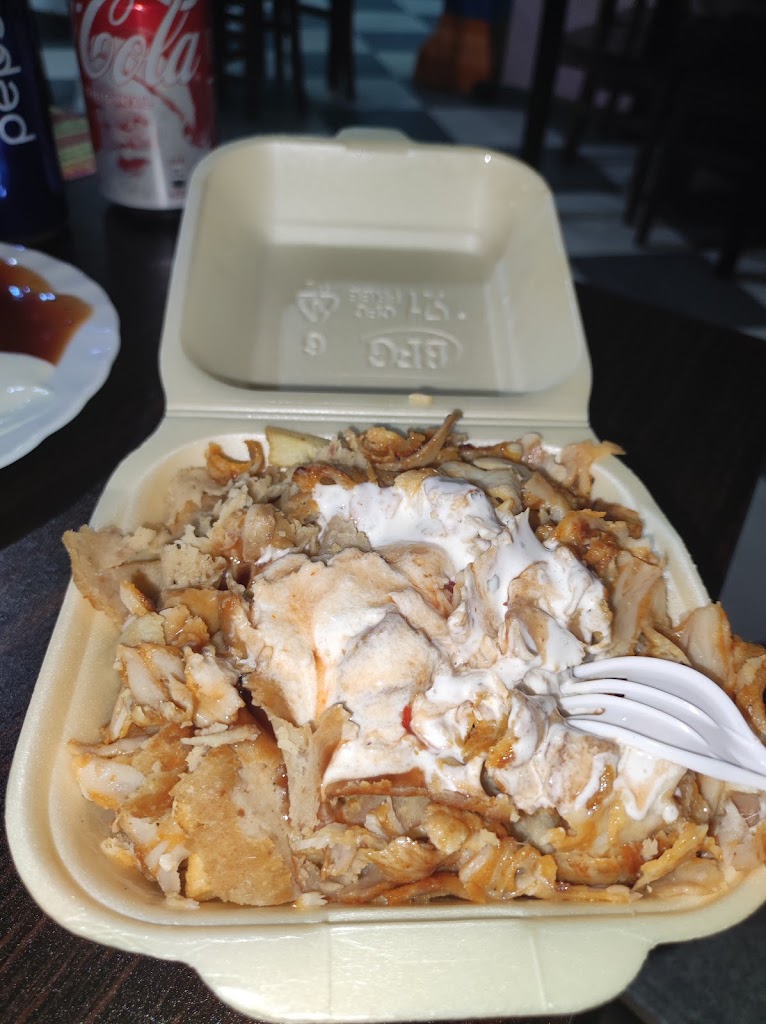 PAK ESTAMBUL KEBAB PIZZERIA — Comida y bebida