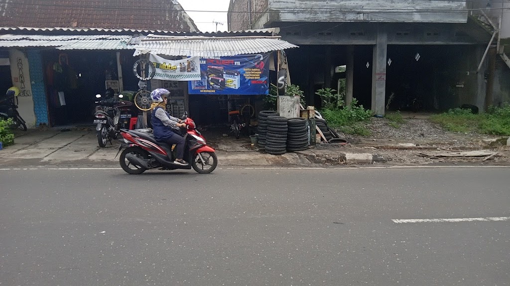 Bengkel Slamet Motor 24 Jam