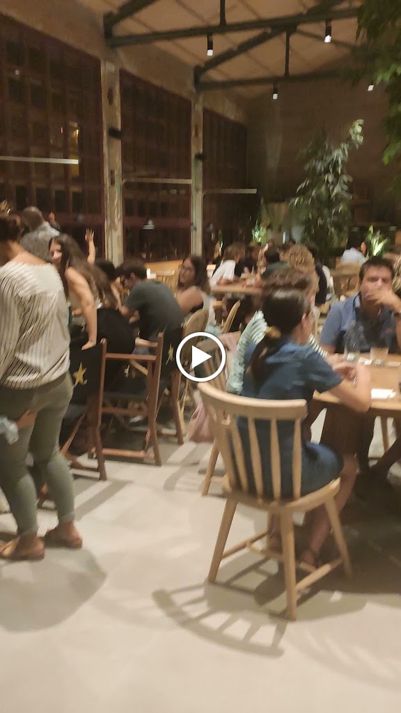 Garden Pizza Granollers — Ambiente