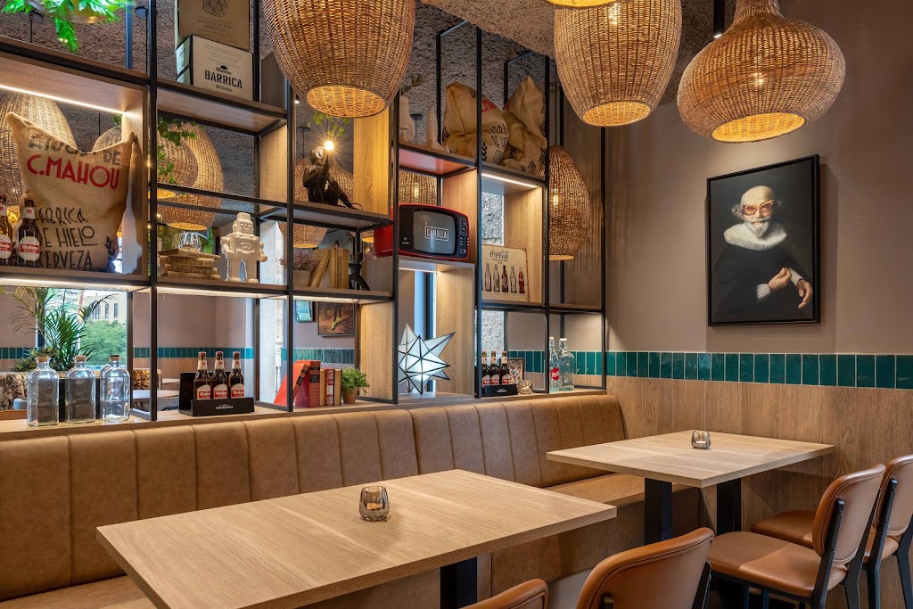 Bar Canalla — Ambiente